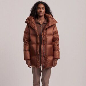 Canton Down Jacket Varley Size Small